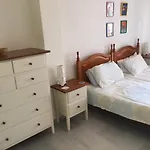 El Gallo Villa