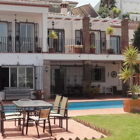 El Gallo Villa *